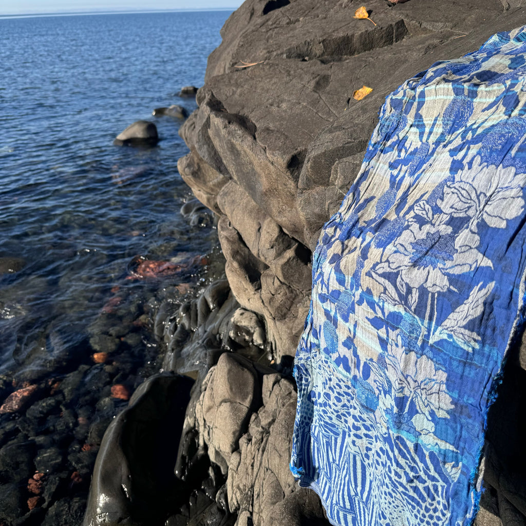 Patricia Jacquard Scarf in Klein by Letol